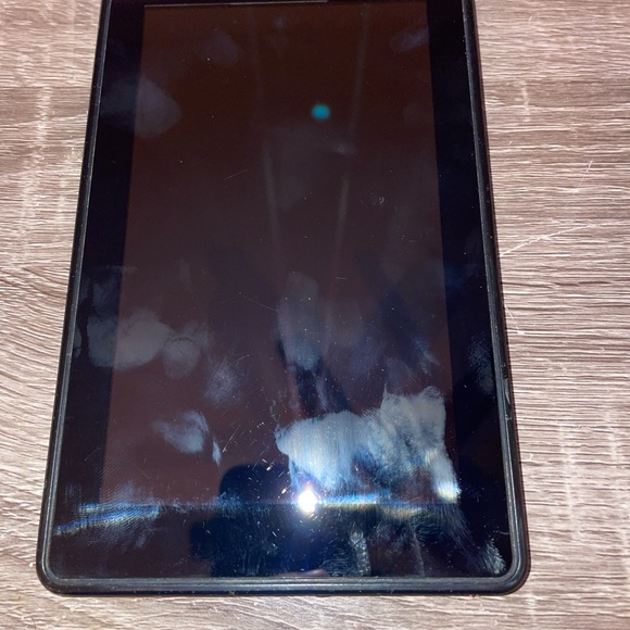 Amazon Kindle Fire D01400 1.0 GHz Cortex-A9 8GB SSD Unlocked - Picture 2 of 4